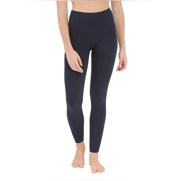 SPANX Seamless Leggings Comfortable Athletic Wear...